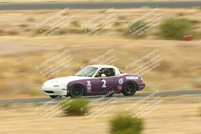 media/Jun-01-2025-CalClub SCCA (Sun) [[eae223c5dd]]/Group 5/Lap race/